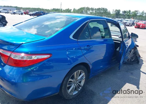 2017 Toyota Camry Se z USA, uszkodzony, nr VIN 4T1BF1FK5HU717502